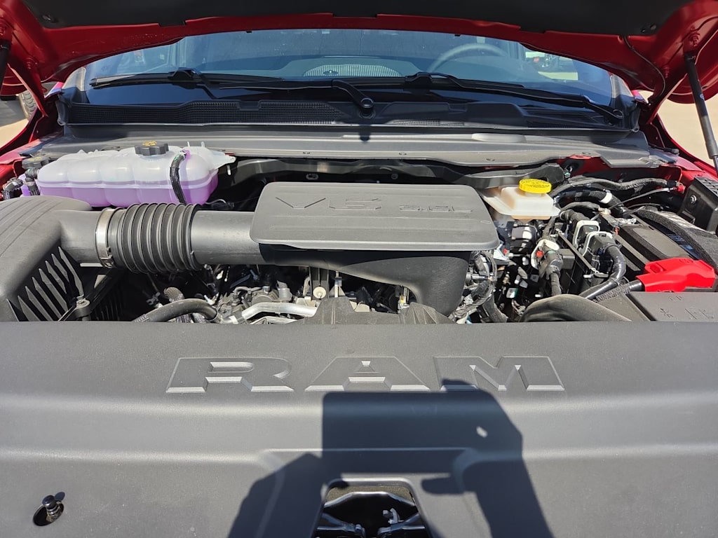 Thumbnail: 2026 RAM 1500 - 9