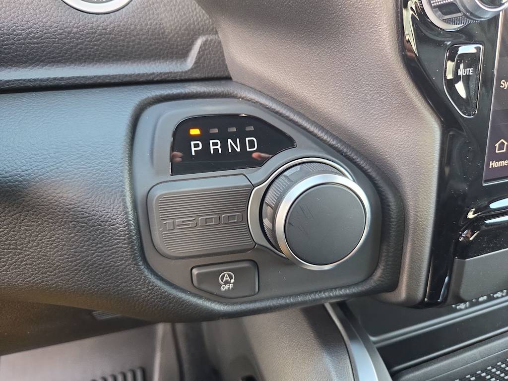 Thumbnail: 2026 RAM 1500 - 29