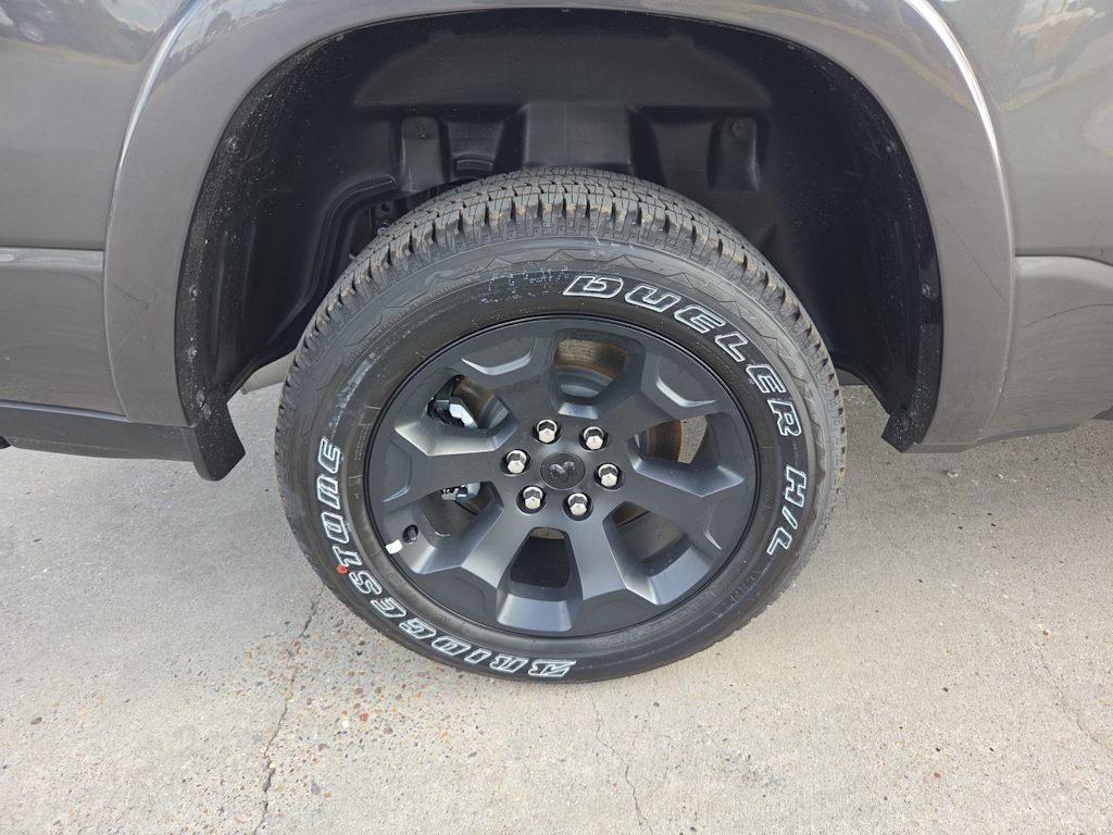 Thumbnail: 2026 RAM 1500 - 8