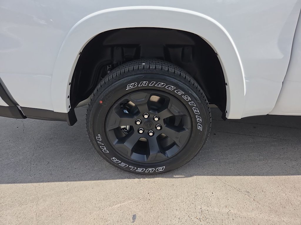 Thumbnail: 2026 RAM 1500 - 8