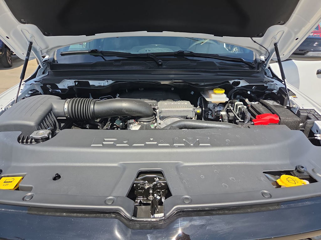 Thumbnail: 2026 RAM 1500 - 9
