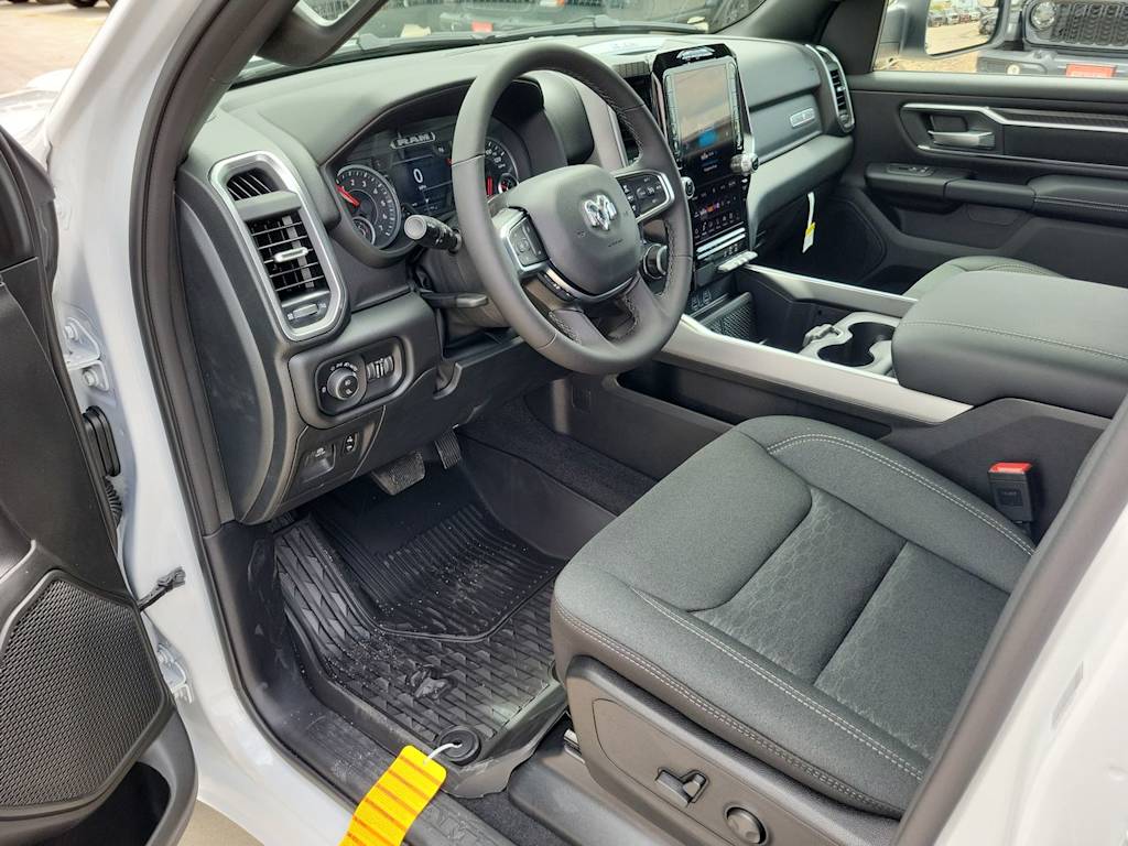Thumbnail: 2026 RAM 1500 - 11