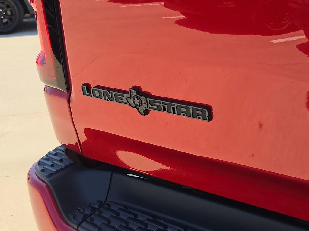 Thumbnail: 2026 RAM 1500 - 7
