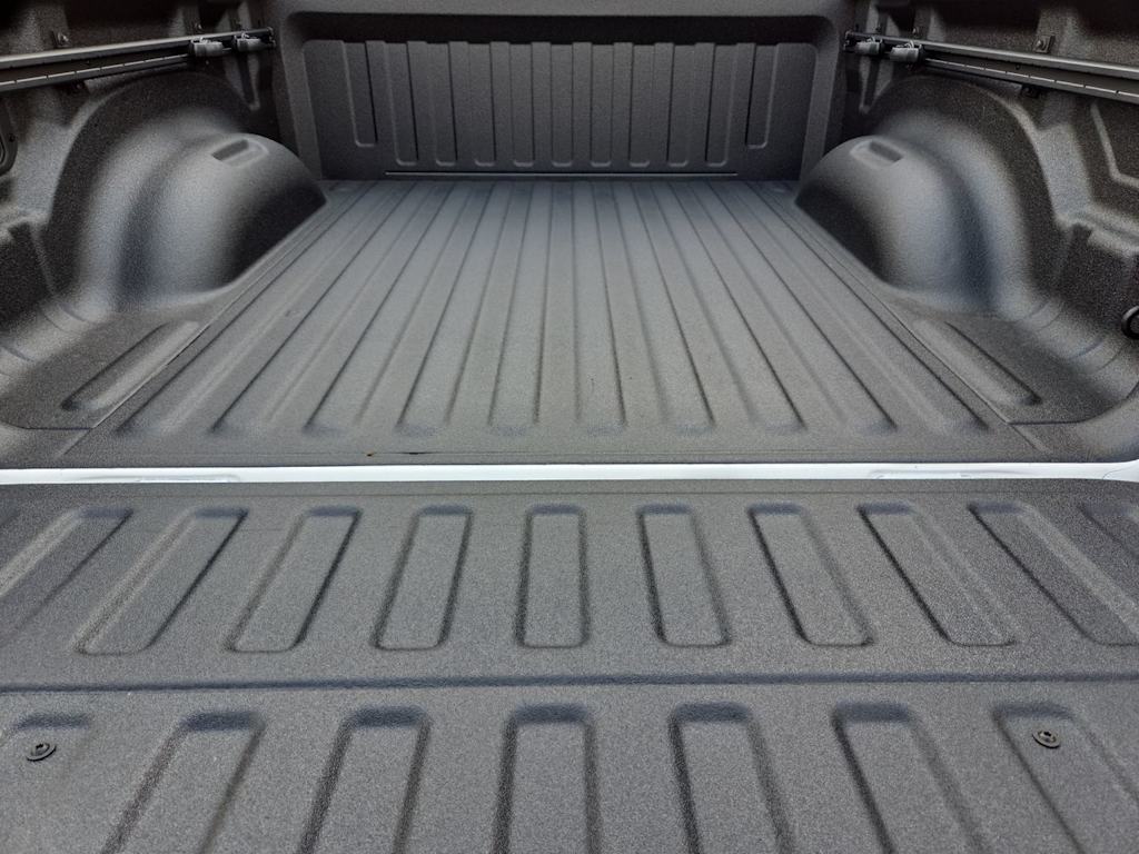 Thumbnail: 2026 RAM 1500 - 15