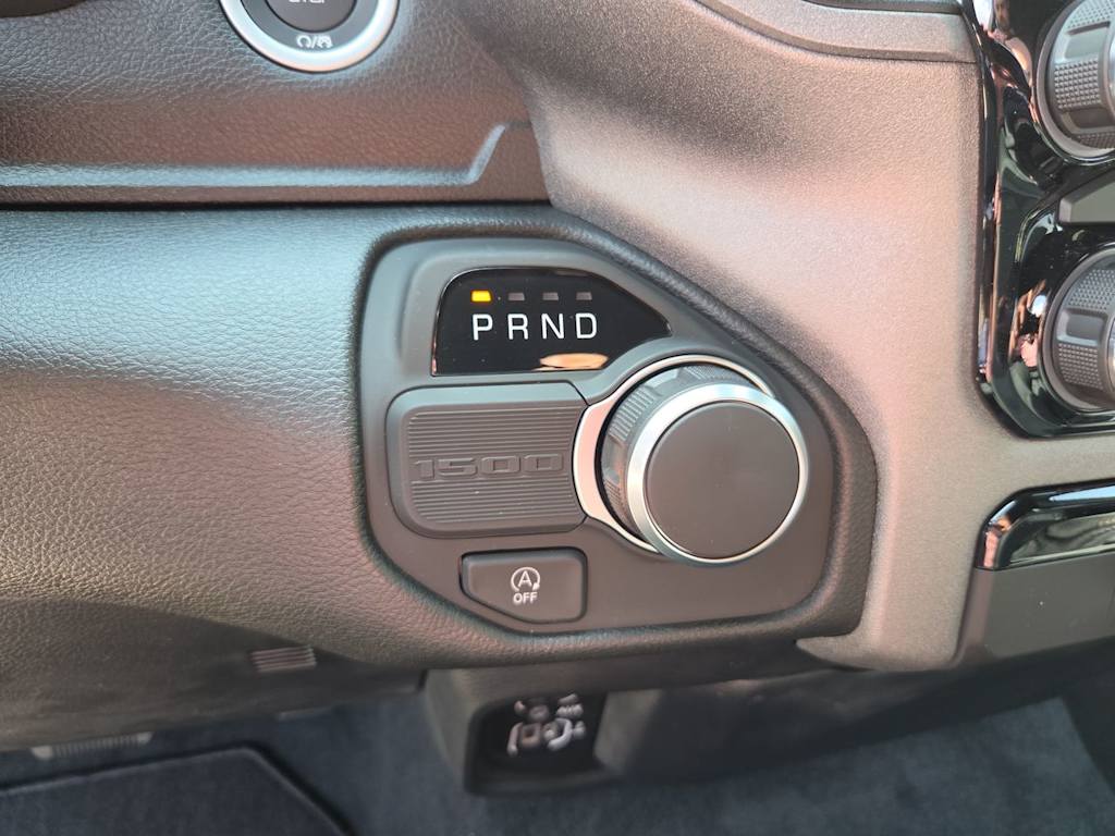 Thumbnail: 2026 RAM 1500 - 28