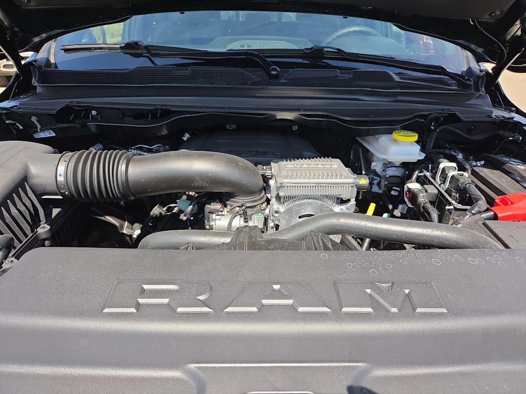 Thumbnail: 2026 RAM 1500 - 8