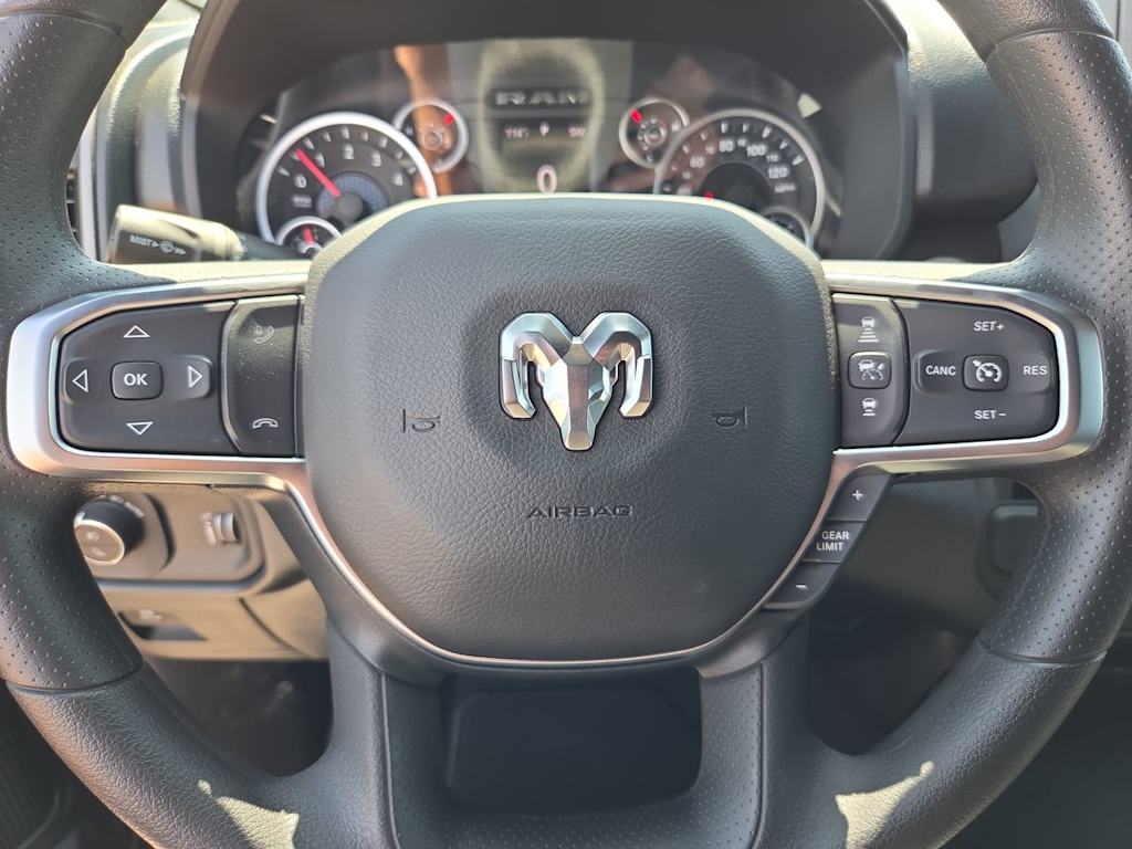 Thumbnail: 2026 RAM 1500 - 26