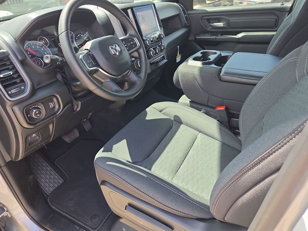 Thumbnail: 2026 RAM 1500 - 10