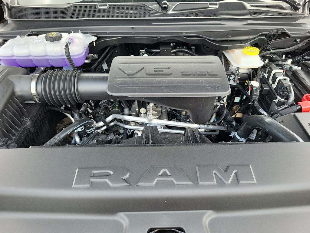 Thumbnail: 2026 RAM 1500 - 9