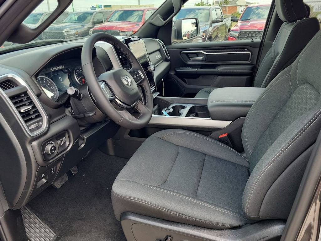 Thumbnail: 2026 RAM 1500 - 10