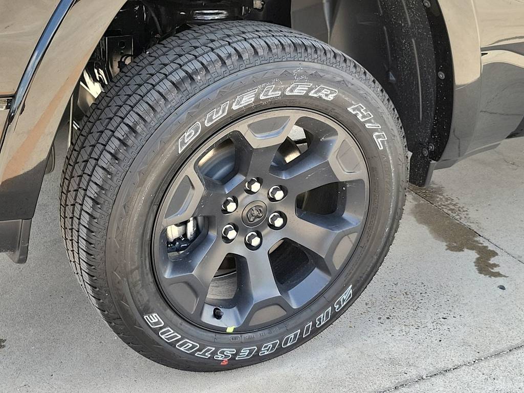 Thumbnail: 2026 RAM 1500 - 8