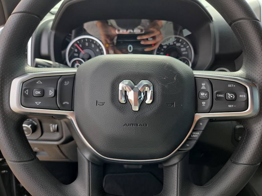 Thumbnail: 2026 RAM 1500 - 28