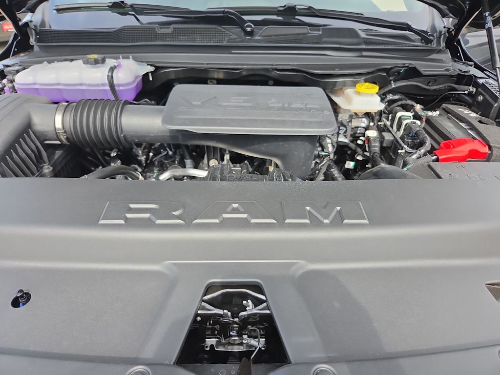 Thumbnail: 2026 RAM 1500 - 9