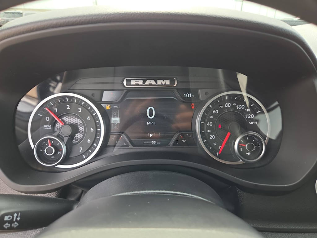 Thumbnail: 2026 RAM 1500 - 15