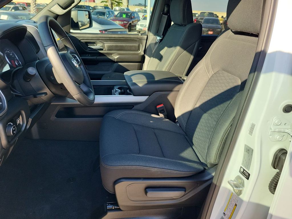 Thumbnail: 2025 RAM 1500 - 11