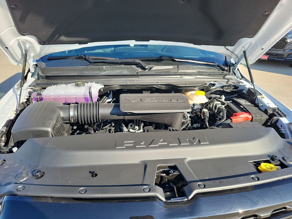 Thumbnail: 2025 RAM 1500 - 9