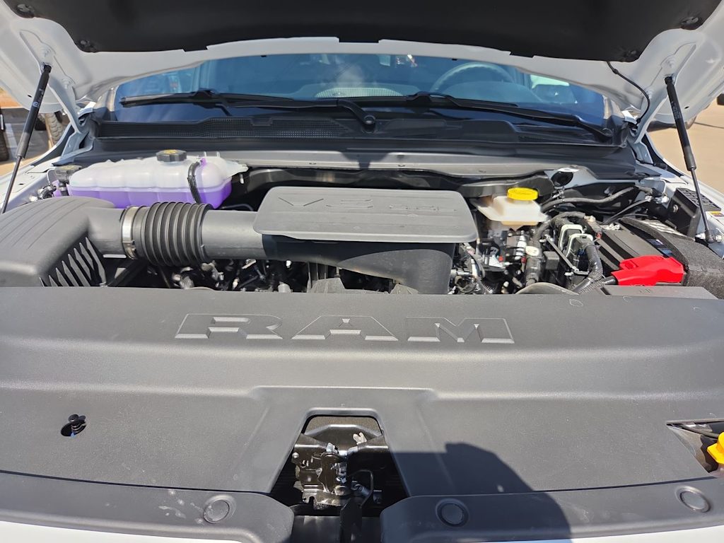 Thumbnail: 2026 RAM 1500 - 9