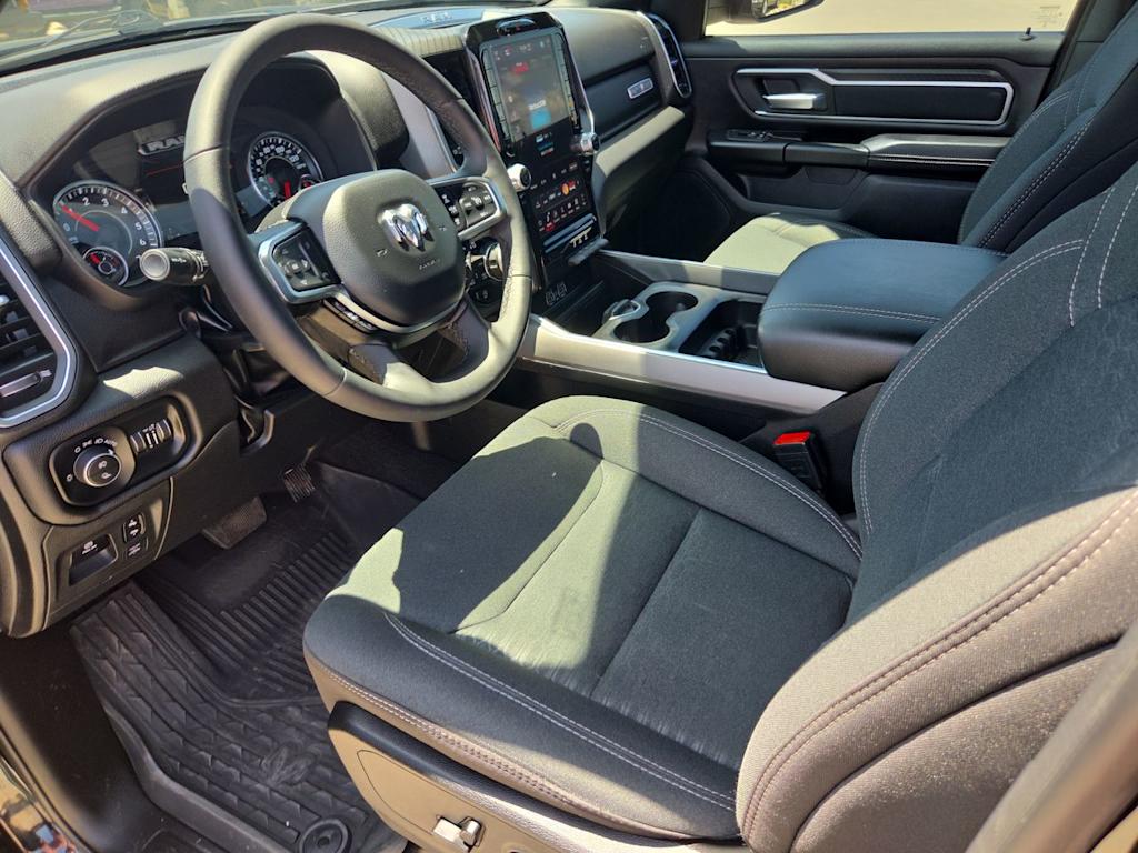 Thumbnail: 2025 RAM 1500 - 11