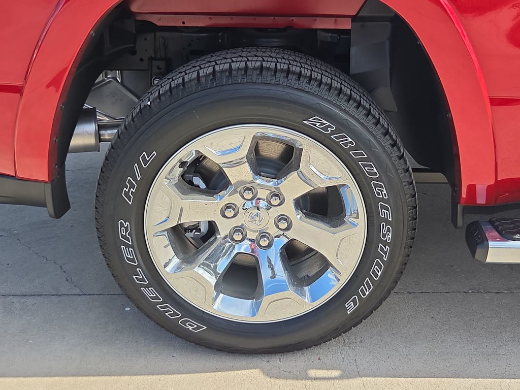 Thumbnail: 2026 RAM 1500 - 8