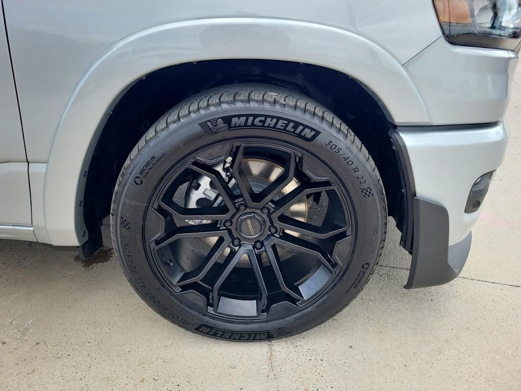 Thumbnail: 2026 RAM 1500 - 8