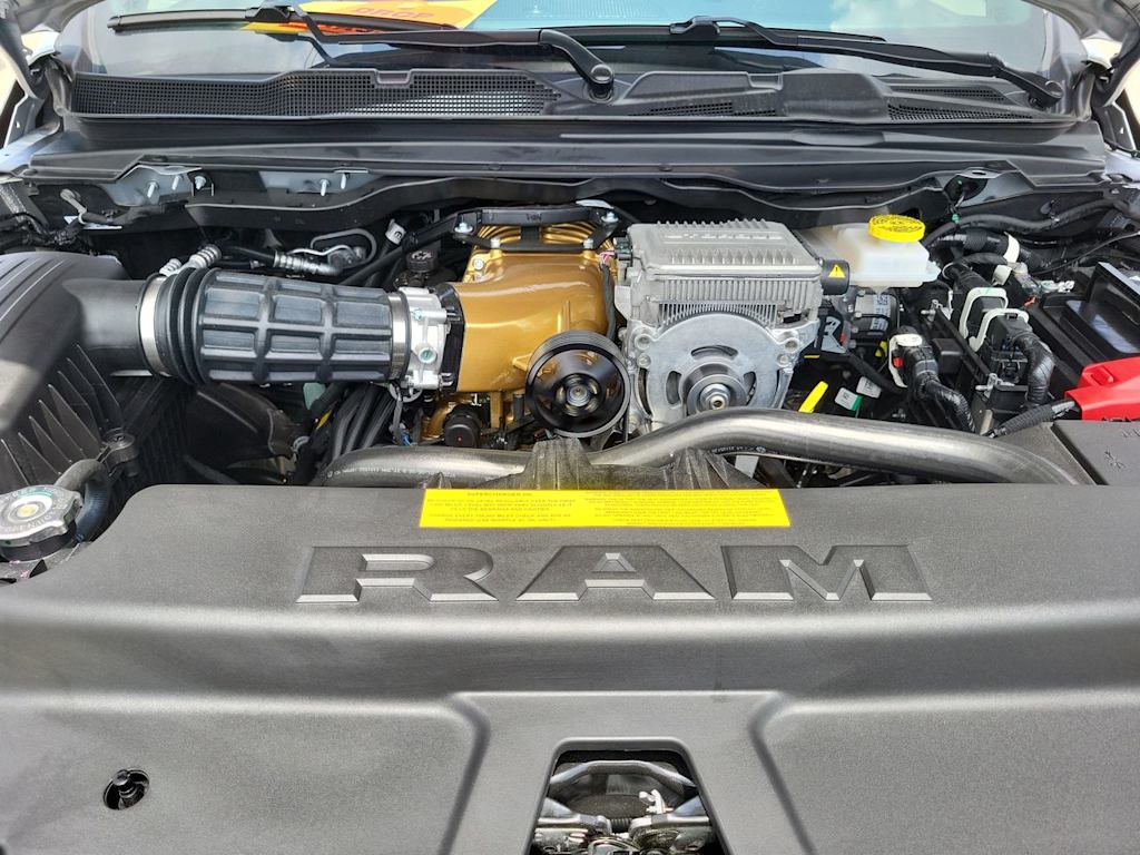 Thumbnail: 2026 RAM 1500 - 9