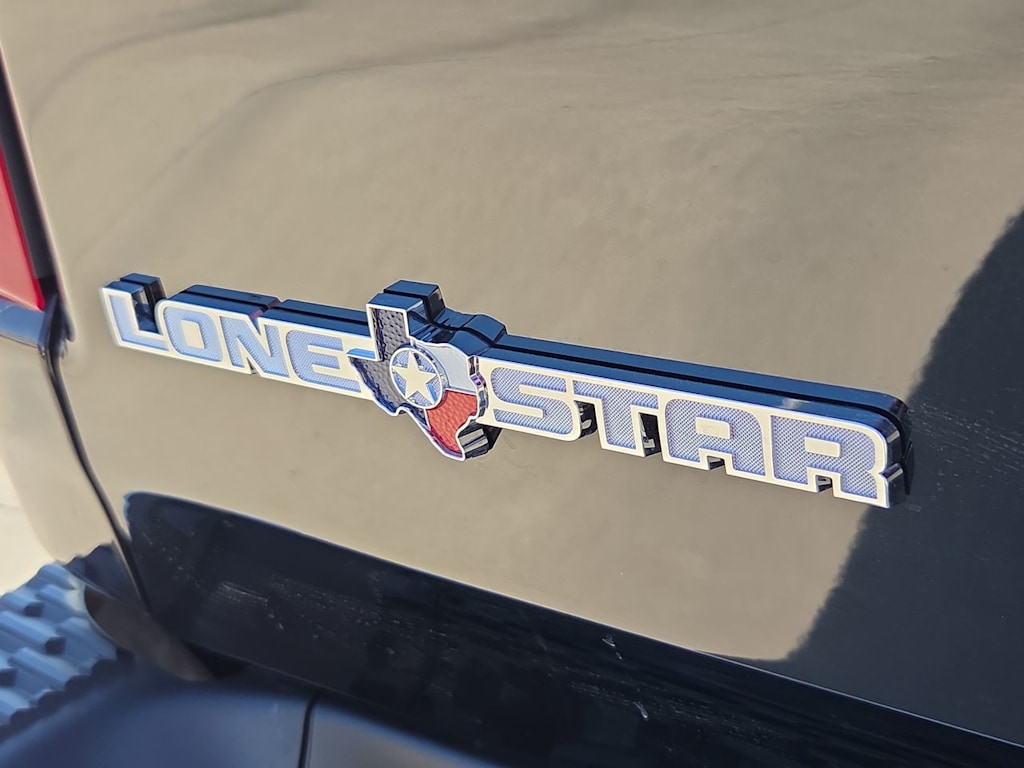 Thumbnail: 2026 RAM 1500 - 7