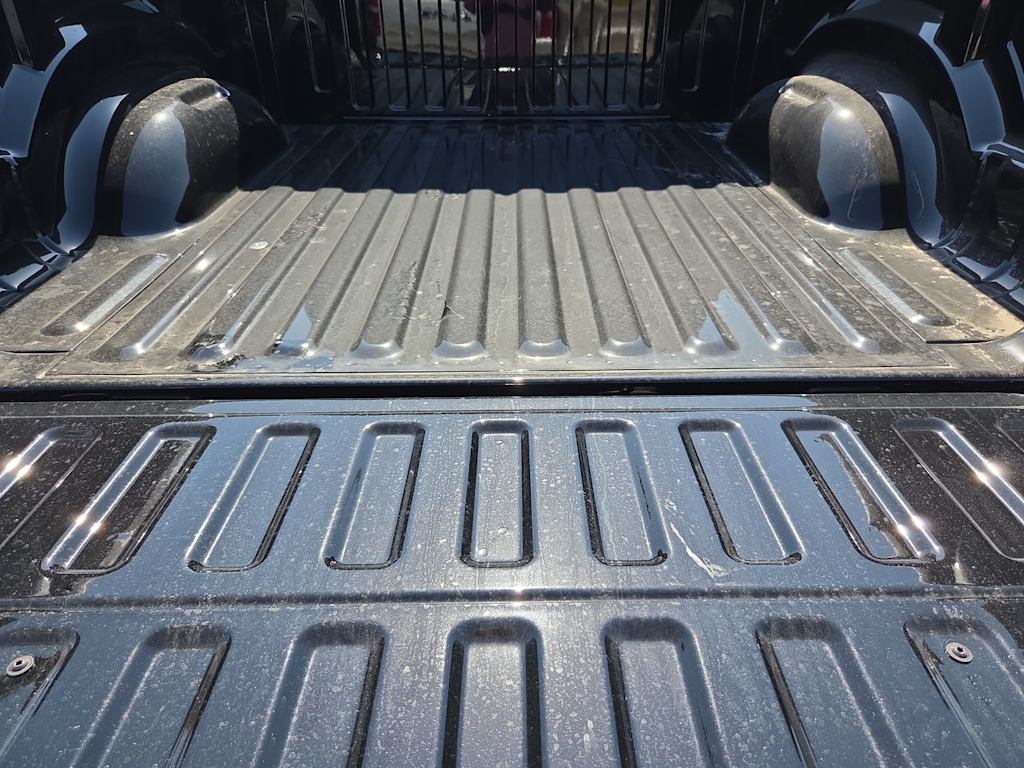Thumbnail: 2026 RAM 1500 - 15