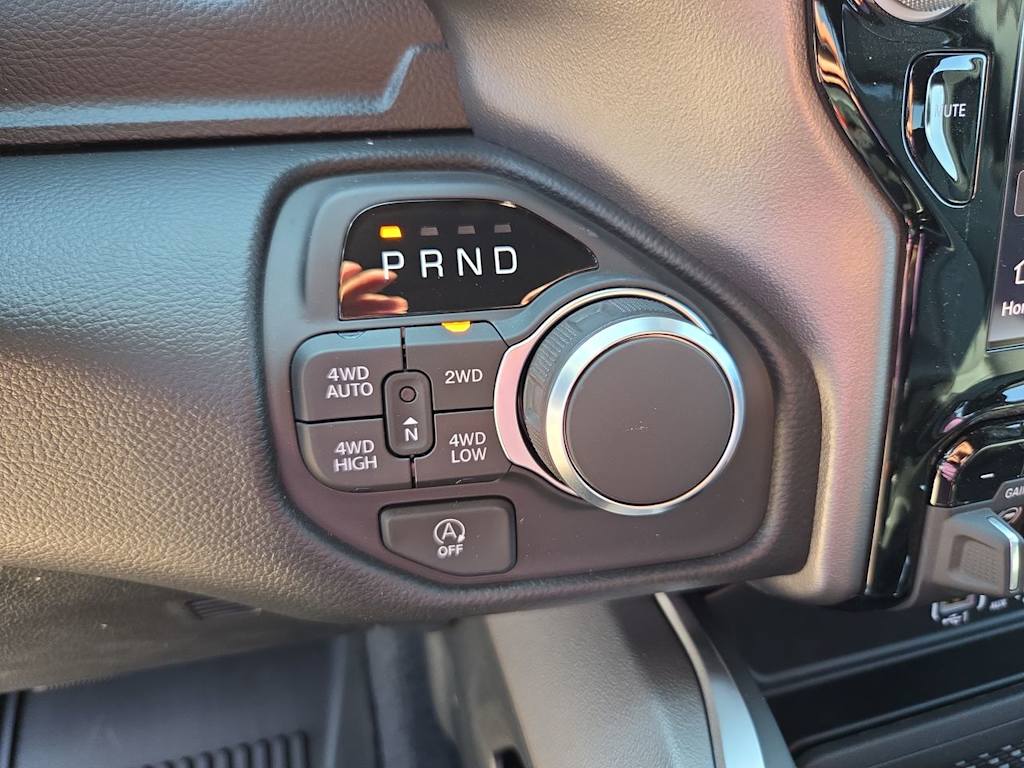 Thumbnail: 2026 RAM 1500 - 28
