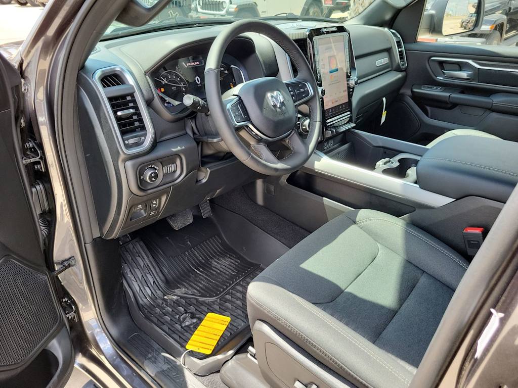 Thumbnail: 2026 RAM 1500 - 11
