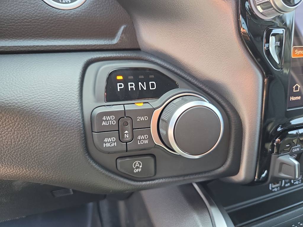 Thumbnail: 2026 RAM 1500 - 14