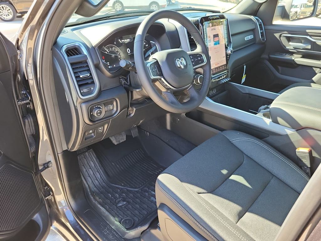 Thumbnail: 2026 RAM 1500 - 2