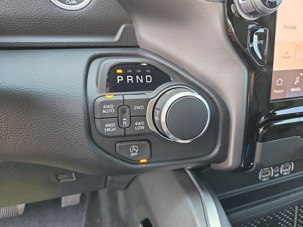 Thumbnail: 2026 RAM 1500 - 29