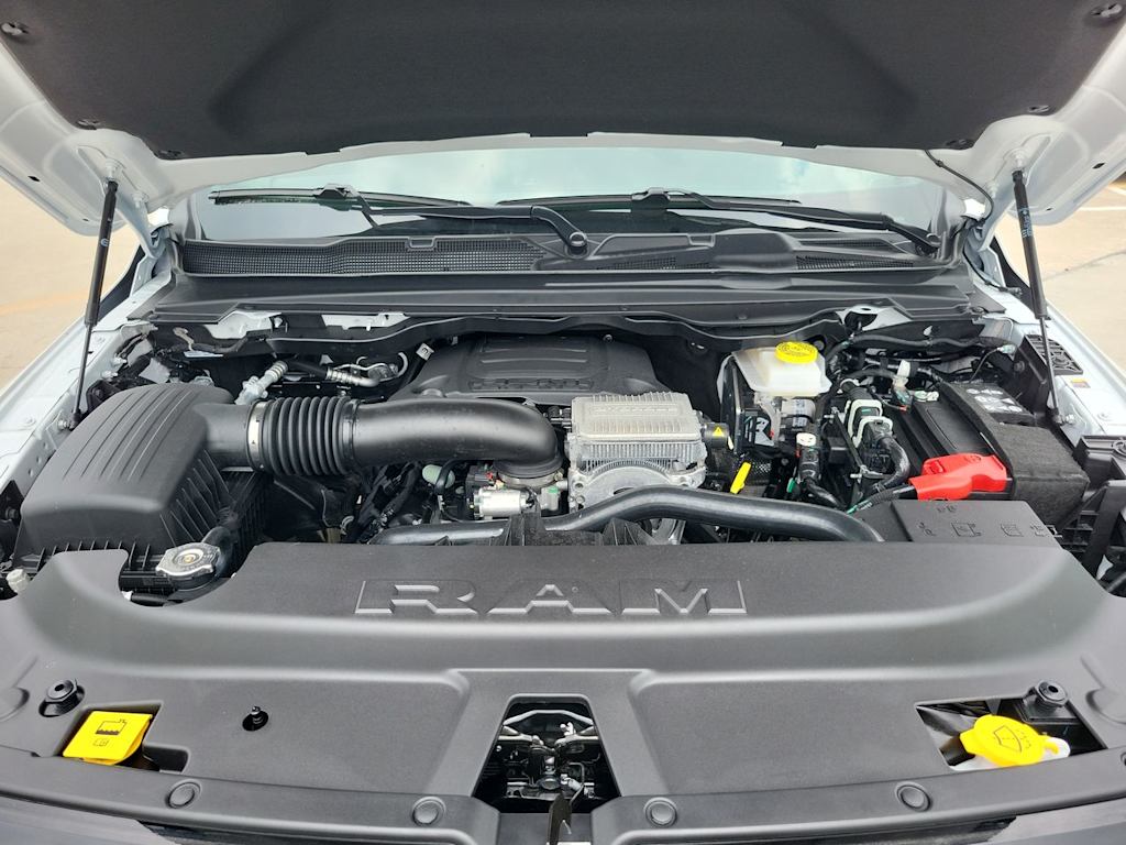 Thumbnail: 2026 RAM 1500 - 9