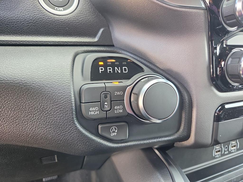 Thumbnail: 2026 RAM 1500 - 28