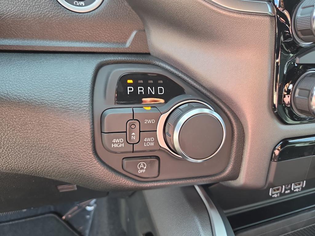Thumbnail: 2026 RAM 1500 - 29