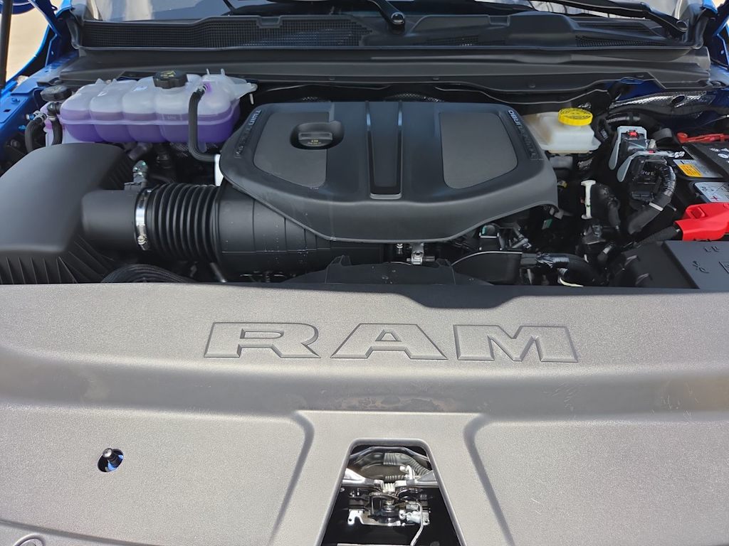 Thumbnail: 2026 RAM 1500 - 9