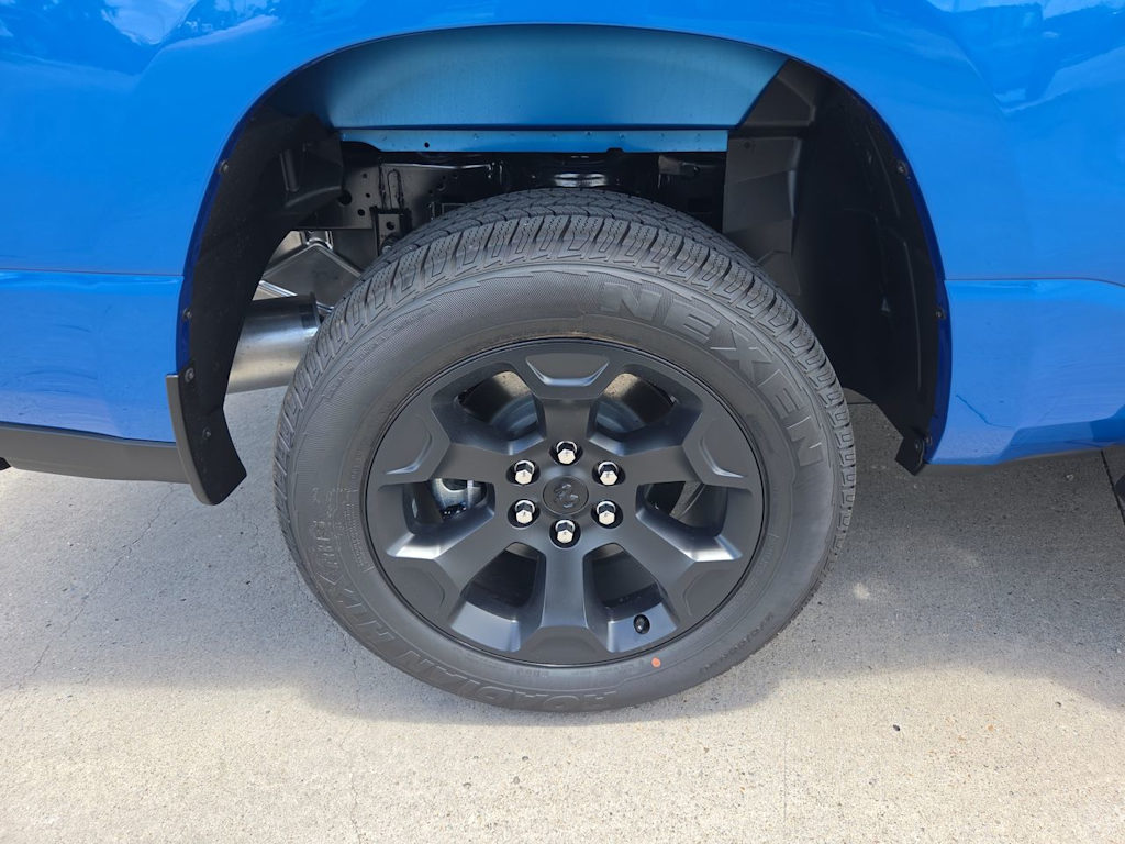 Thumbnail: 2026 RAM 1500 - 8