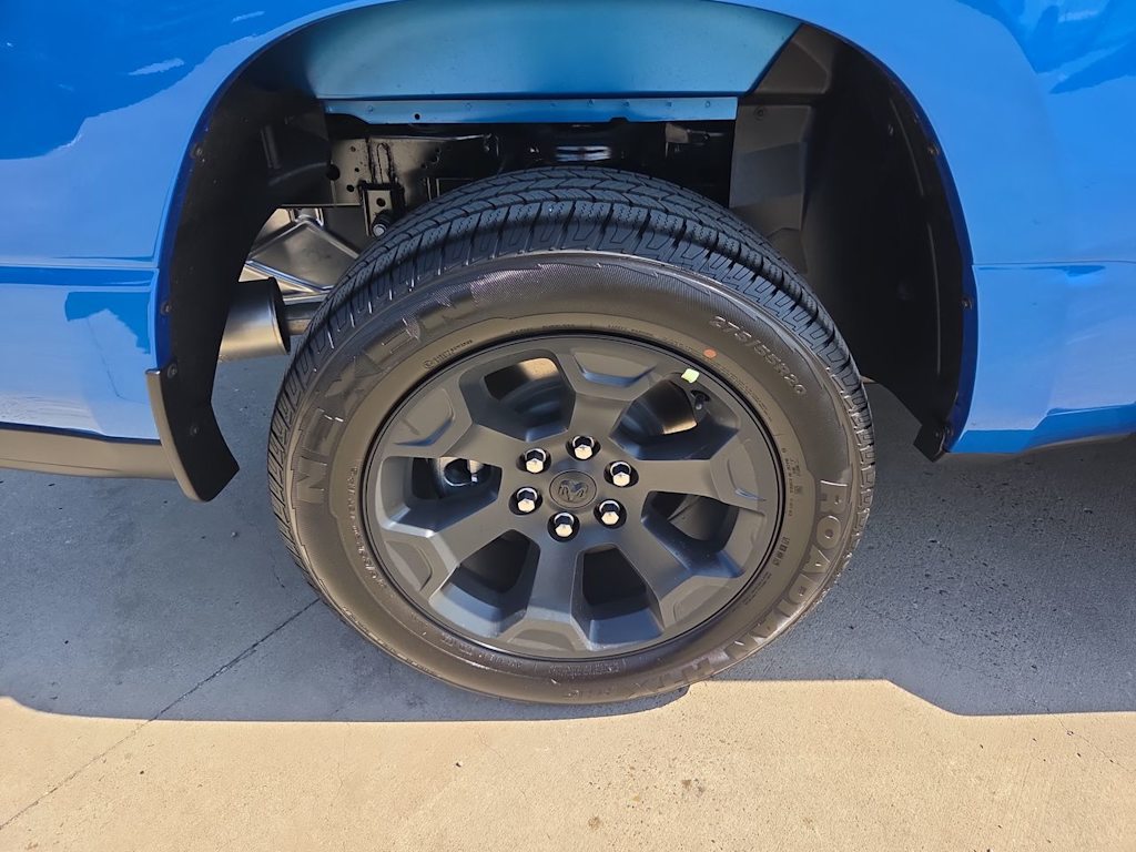Thumbnail: 2026 RAM 1500 - 8