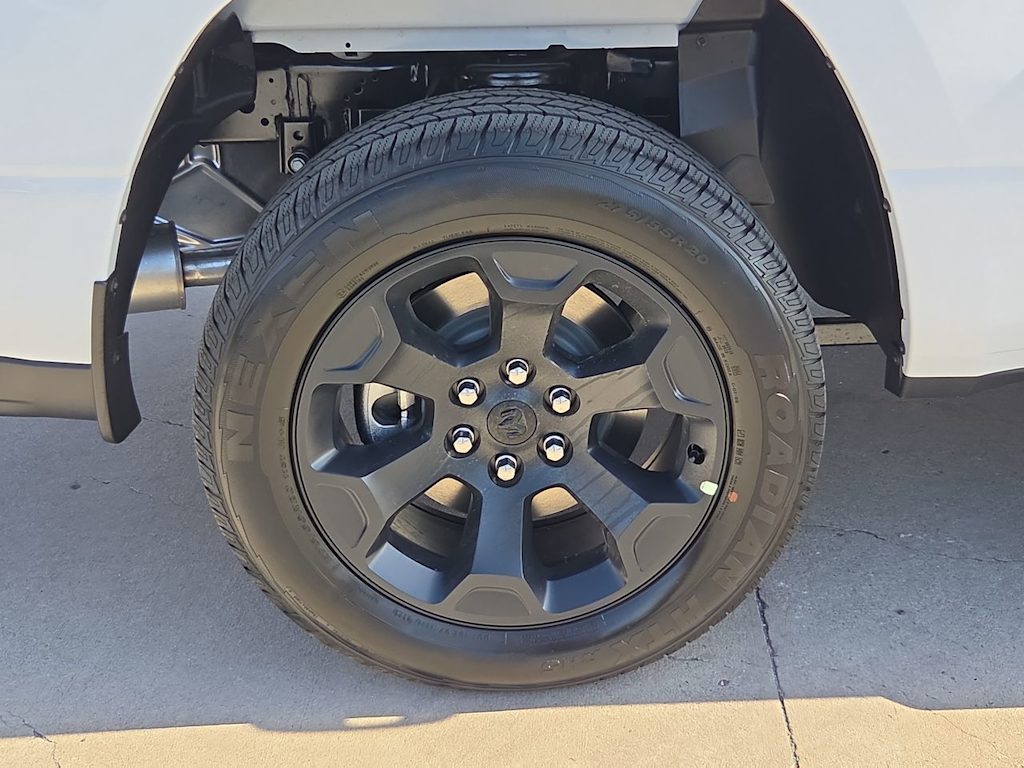 Thumbnail: 2026 RAM 1500 - 8