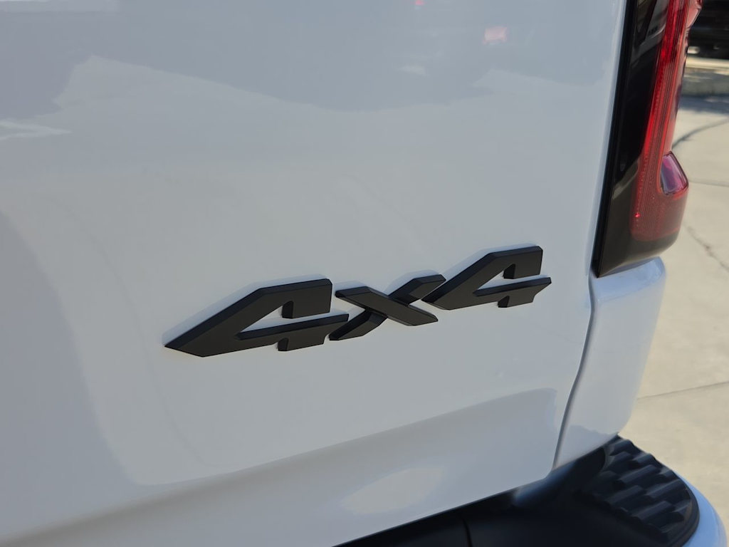 Thumbnail: 2026 RAM 1500 - 7