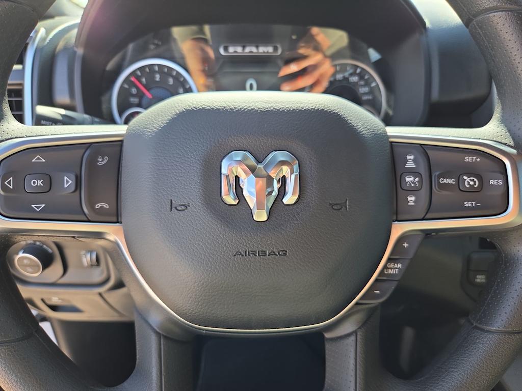 Thumbnail: 2026 RAM 1500 - 28