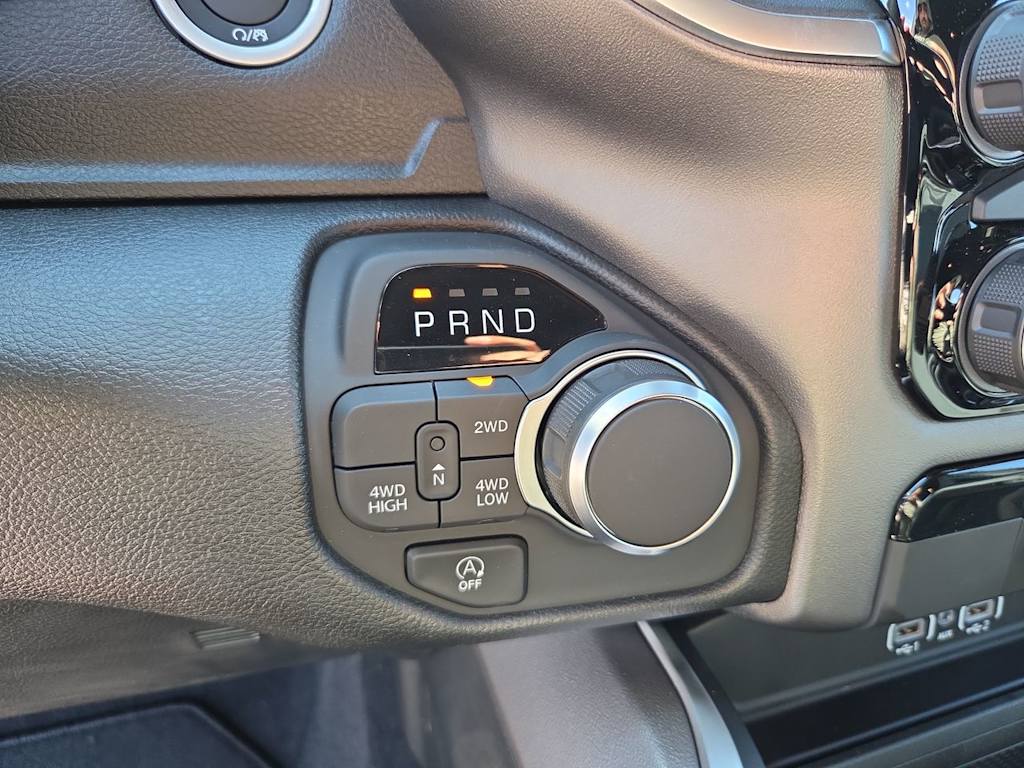 Thumbnail: 2026 RAM 1500 - 15