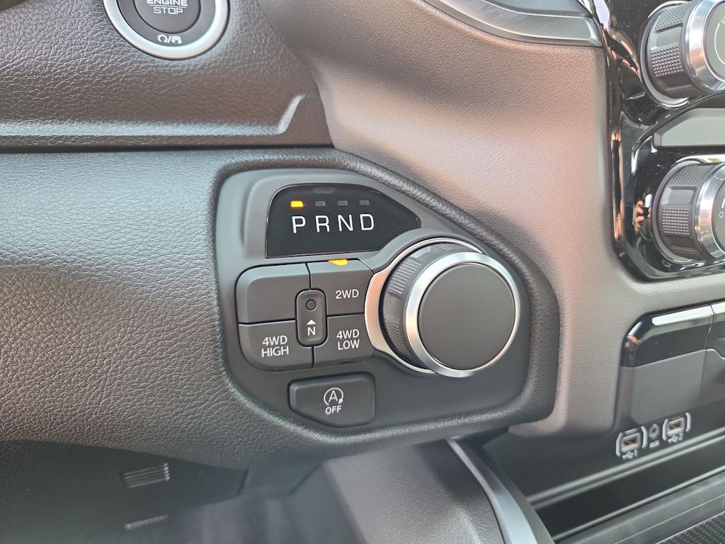 Thumbnail: 2026 RAM 1500 - 28