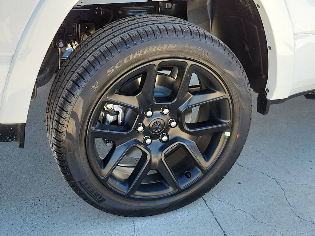 Thumbnail: 2026 RAM 1500 - 8