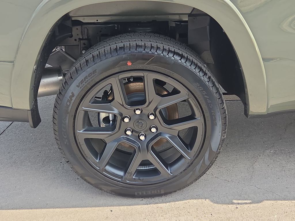 Thumbnail: 2026 RAM 1500 - 8