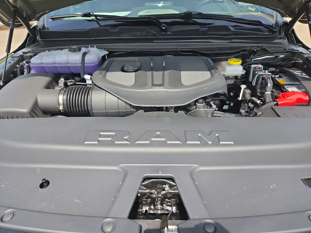 Thumbnail: 2026 RAM 1500 - 9