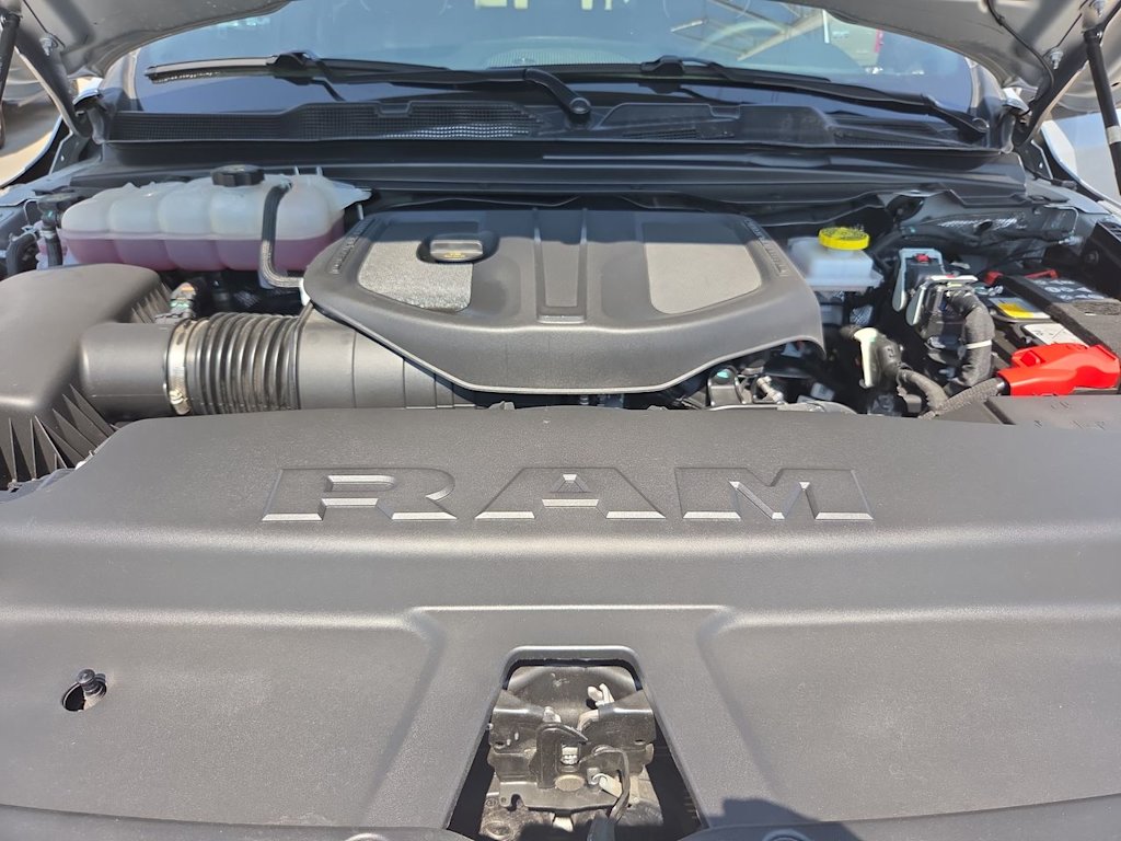 Thumbnail: 2026 RAM 1500 - 9