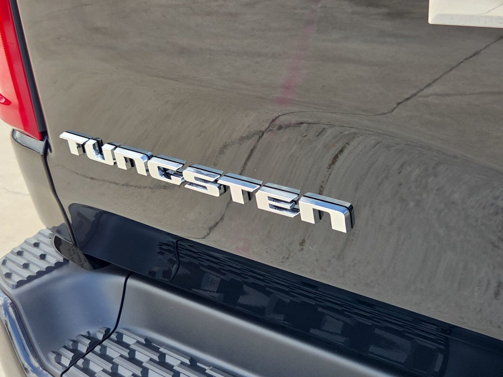 Thumbnail: 2026 RAM 1500 - 6