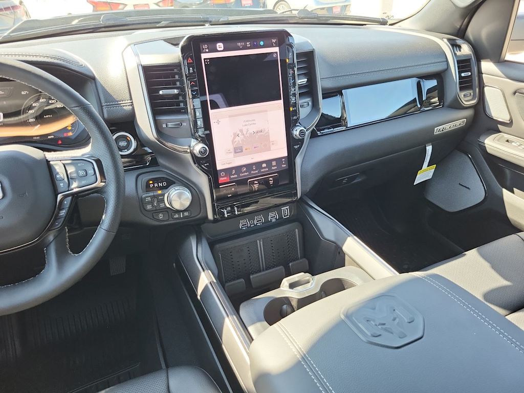 Thumbnail: 2026 RAM 1500 - 15