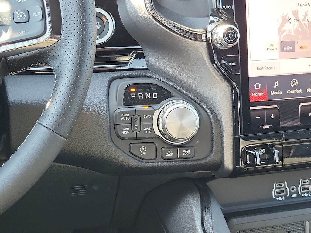 Thumbnail: 2026 RAM 1500 - 16